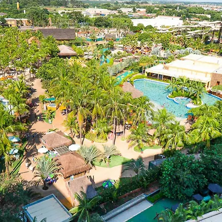 Hot Beach Resort-2